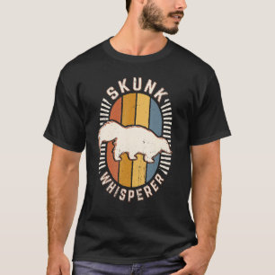 Skunk Whisperer Vintage Classic Retro Animal Love T-Shirt