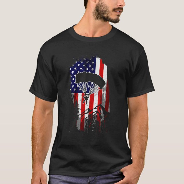 Skydiving USA American Flag Patriotic Skydiver Jul T-Shirt (Front)