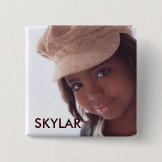 SKYLAR 15 CM SQUARE BADGE