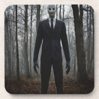 SLENDER MAN LEGEND MYTH IN THE WOODS