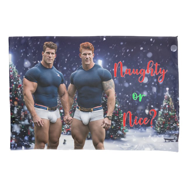 SlipperyJoe's decorated snow-covered Christmas tre Pillowcase (Front)