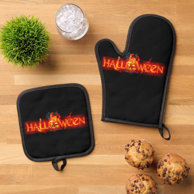 SlipperyJoe's Halloween massive fiery lettering ca Oven Mitt & Pot Holder Set (Top Down)
