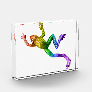 SlipperyJoe's rainbow coloured frog rendered sculp Photo Block