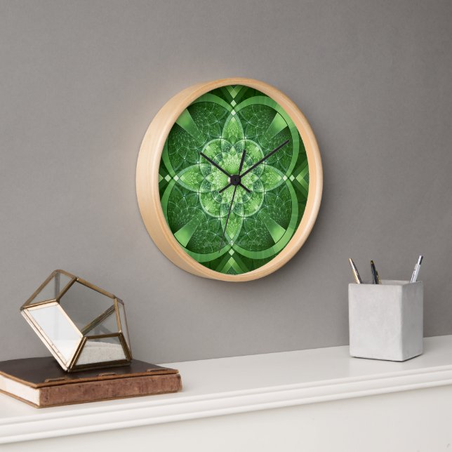 SlipperyJoe's Saint Patrick's Day glowing four lea Clock (Office)