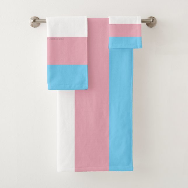 SlipperyJoe's transgender pride flag visibility di Bath Towel Set (Insitu)