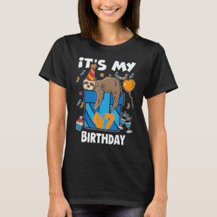 Sloth Birthday Him & Her 47 Years Old Men & Women T-Shirt