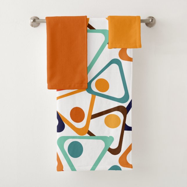 Small 70s Triangles  Bath Towel Set (Insitu)