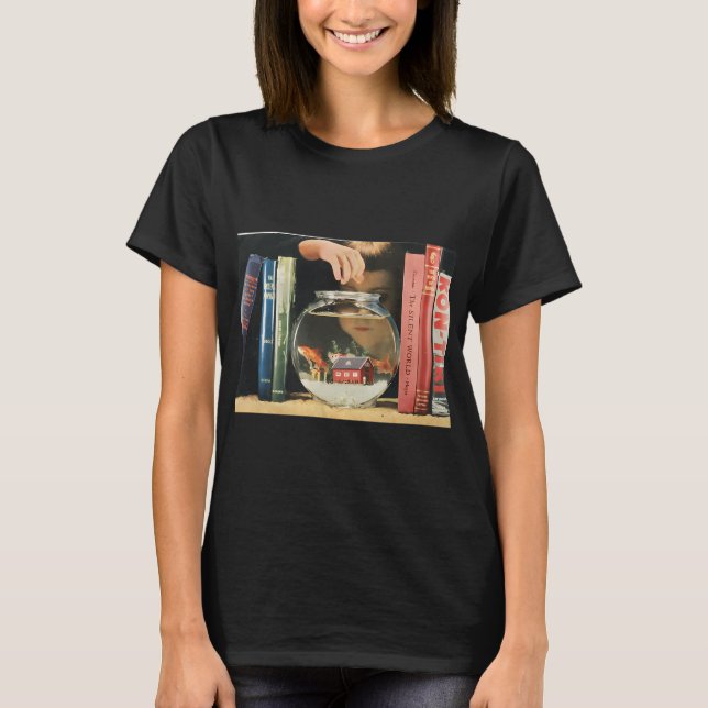 Small world T-Shirt (Front)