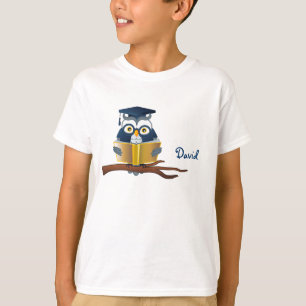 Smart Owl Reading book   Personalizable T-Shirt