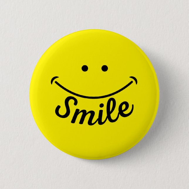 Smile 6 Cm Round Badge (Front)