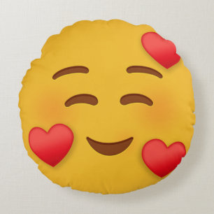 Smile Emoji With Hearts Round Cushion