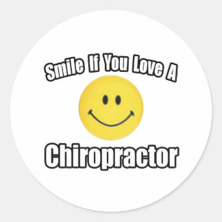Smile If You Love a Chiropractor Classic Round Sticker