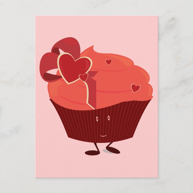 Smiling cupcake with heart decoration postcard (Front)