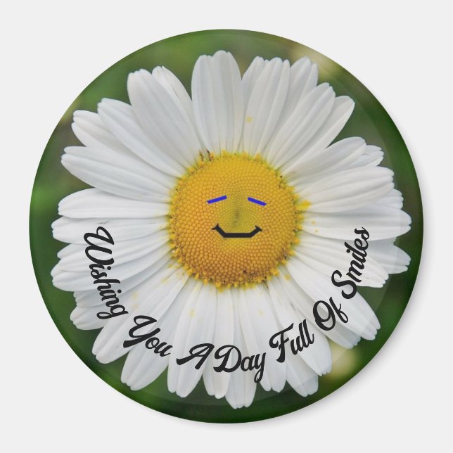 Smiling Daisy Round Magnet (Front)