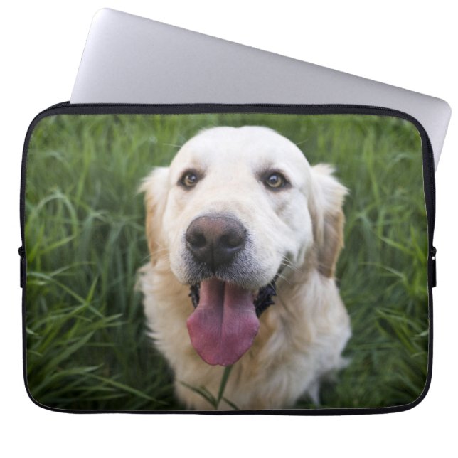 Smiling Golden Retriever   Laptop Sleeve (Front)
