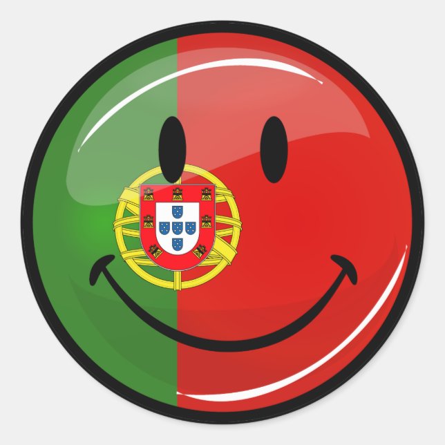 Smiling Portuguese Flag Classic Round Sticker (Front)