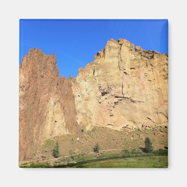 Smith Rock State Park, Oregon Magnet (Front)