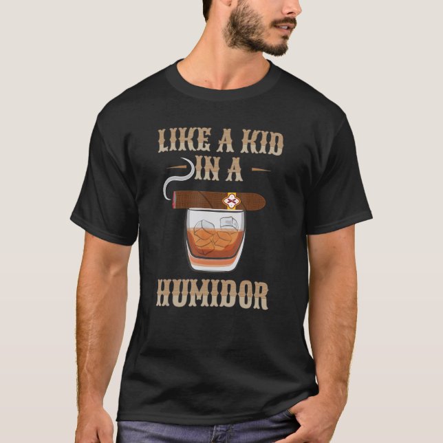 Smoke Cigars Humidor Design Cigar Aficionados Smok T-Shirt (Front)