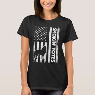 Smokin' Yotes  American Patriot Coyote Animal Enth T-Shirt