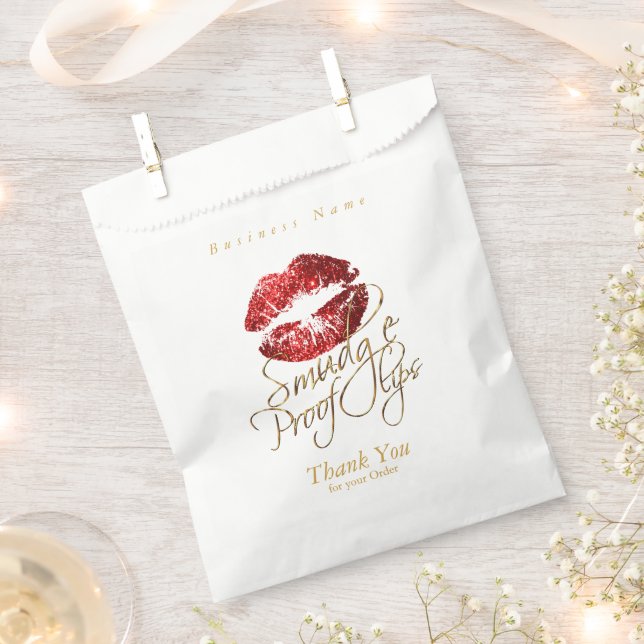 Smudge Proof Lips - Red Favour Bag (Clipped)