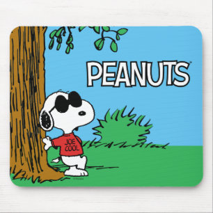 Snoopy "Joe Cool" Standing Mouse Pad