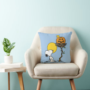Snoopy & Woodstock Nest With Jack O' Lantern Cushion