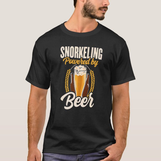 Snorkelling Powered By Beer Snorkel Scuba Diver Di T-Shirt (Front)