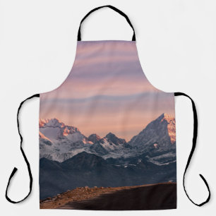 SNOW COVERED MOUNTAIN DURING DAYTIME0 APRON