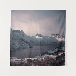 SNOW COVERED MOUNTAIN DURING DAYTIME TAPESTRY