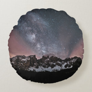 SNOW COVERED MOUNTAIN UNDER STARRY NIGHT ROUND CUSHION