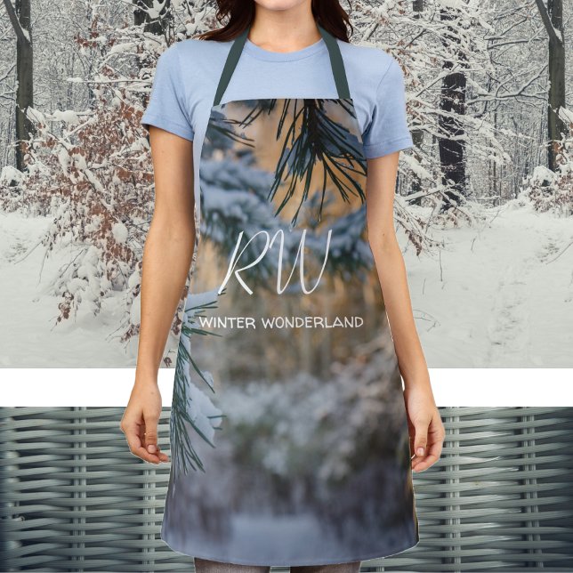 Snow-covered pine branches apron (Creator Uploaded)