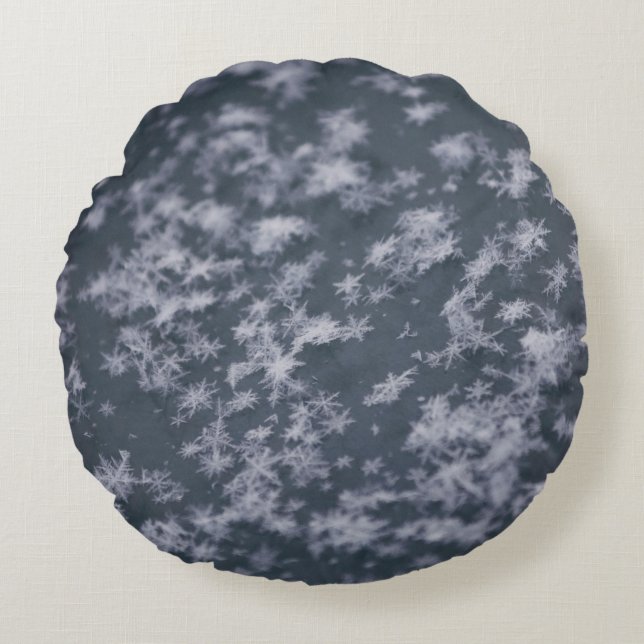 Snow flakes round cushion (Front)