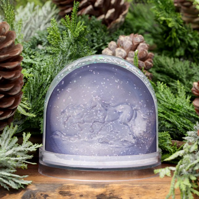 Snow Globe - Galloping Horses (Winter)