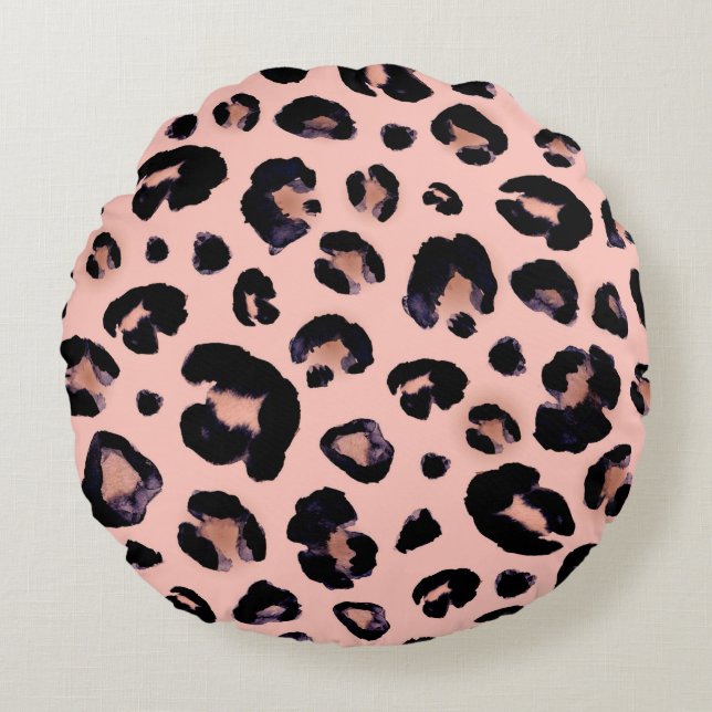 Snow Leopard black gray beige seamless background. Round Cushion (Front)