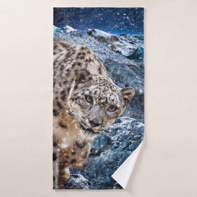 SNOW LEOPARD CLOUD WALKER BATH TOWEL (Bath Towel)