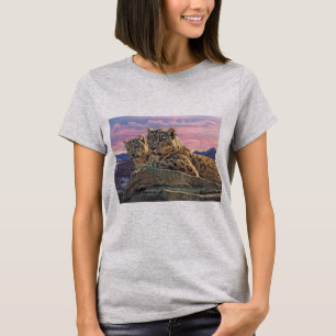 Snow Leopard Mother and Cub - T-Shirt