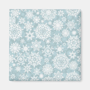 Snowflake pattern magnet