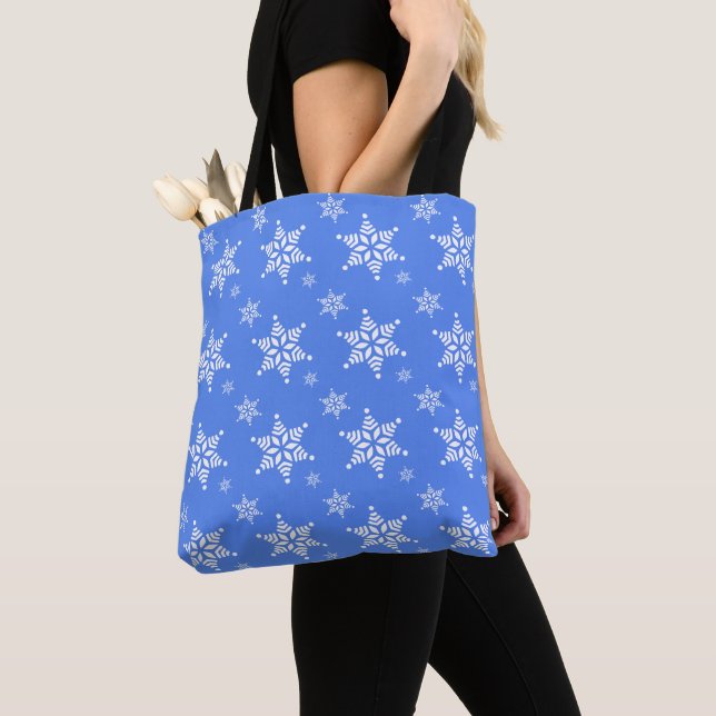 Snowflake Pattern, White Snowflakes, Snow, Blue Tote Bag (Close Up)