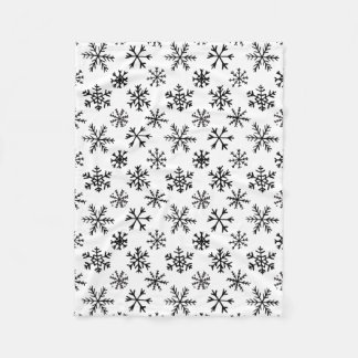 Snowflakes Black and White Pattern Fleece Blanket