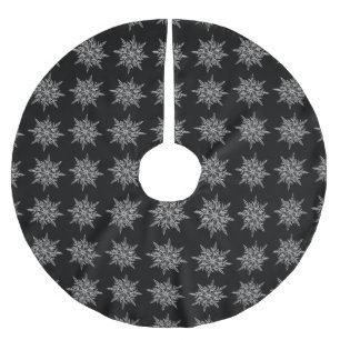 Snowflakes on Black Brushed Polyester Tree Skirt