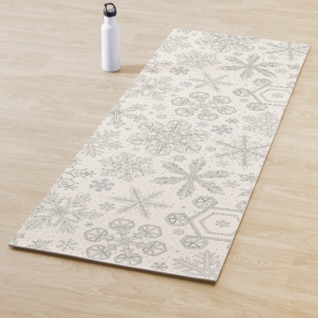 Snowflakes Yoga Mat (In Situ)