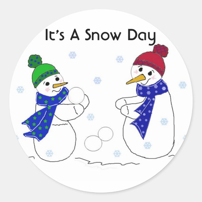 Snowmen Playing in the Snow Classic Round Sticker (Front)
