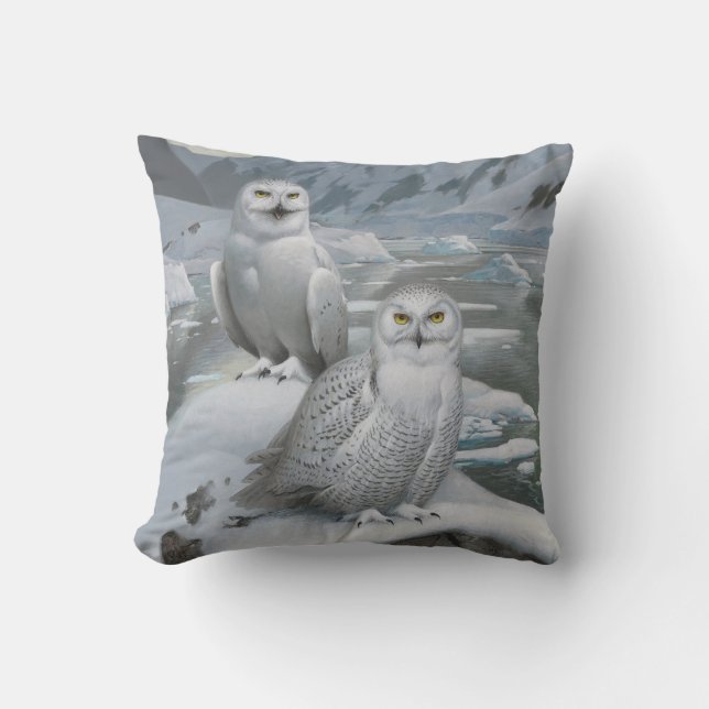 Snowy owl Pillow (Front)