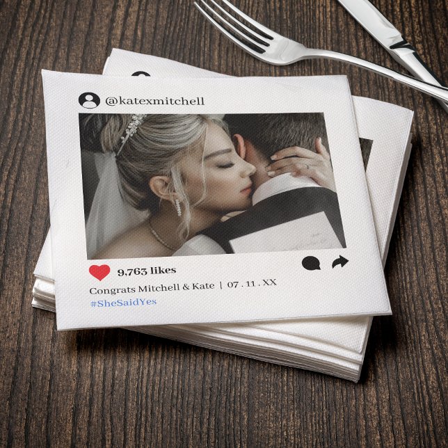 Social Media Post Photo Wedding Napkin (Social Media Post Photo Wedding Napkins
)