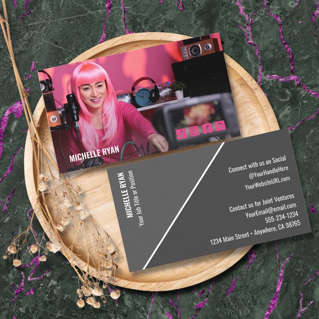 Social Media Profile Photo Business Card (Creator Uploaded)