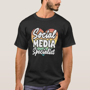 Social Media Specialist Freelancer Social Media In T-Shirt