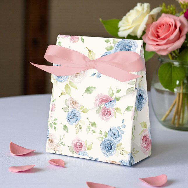 Soft Rose Bouquet Romantic Wedding Favor Box (Creator Uploaded)