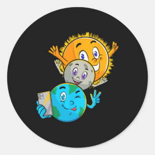 Solar Eclipse 2024 Funny Earth Sun Moon Selfie Spa Classic Round Sticker
