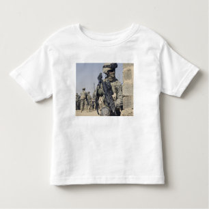 Soldier armed with a MK-48 Toddler T-Shirt
