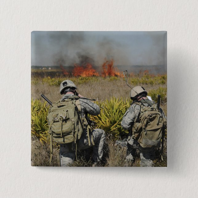 Soldiers call in information 15 cm square badge (Front)